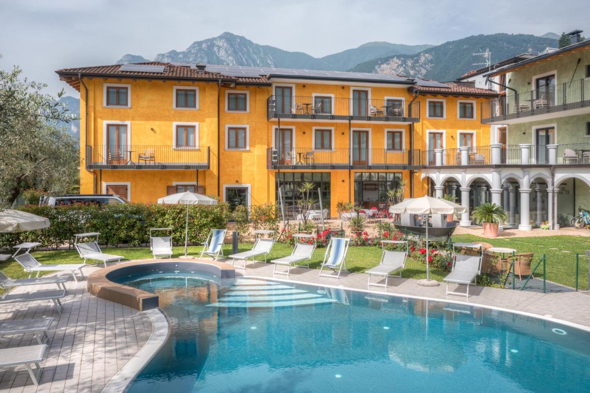 Residence Al Frantoio Арко Экстерьер фото